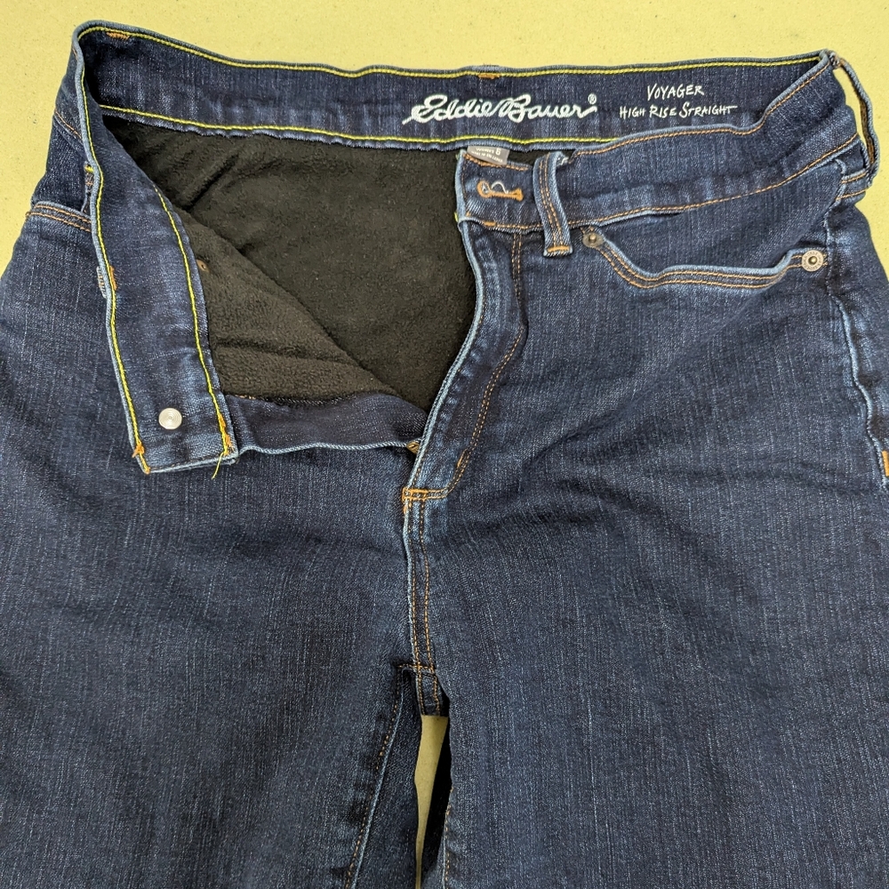 Eddie Bauer Women's Fleece Lined Jeans Size 6